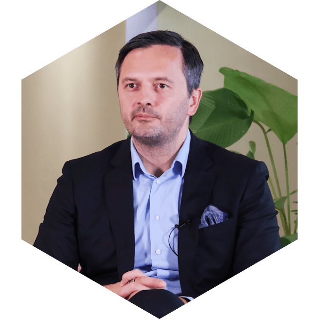 testimonialImage